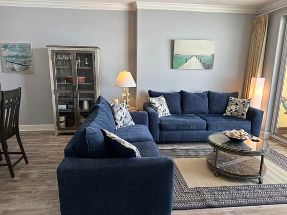 Emerald Isle 1101 - Front row beach chair service included! Affordable rates!