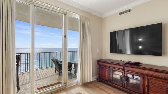 Emerald Isle 1709 - Beachfront condo! Front row beach chairs included!