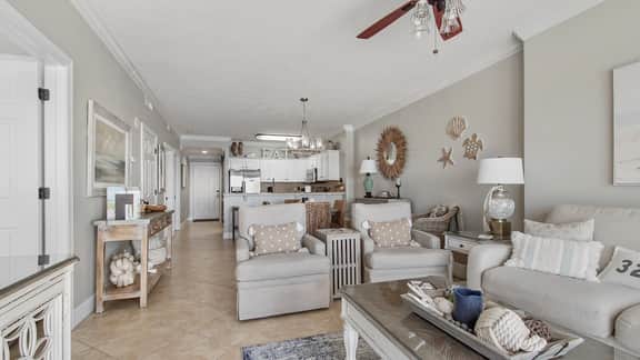 Emerald Isle 603 - Front row chair service included! Affordable rates!