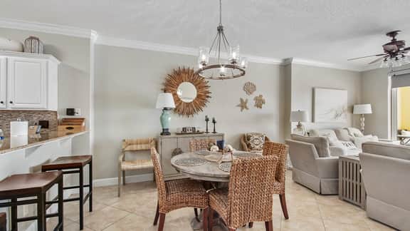 Emerald Isle 603 - Front row chair service included! Affordable rates!