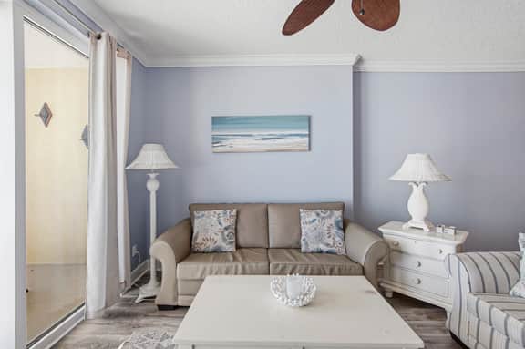Emerald Isle 402 - Beach Chairs Included! Affordable rates!
