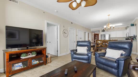 Emerald Isle 2001 - Affordable rates! Front row beach chair service included
