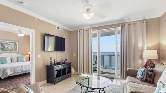 Emerald Isle 1808 - Front row chair service included! Affordable rates!