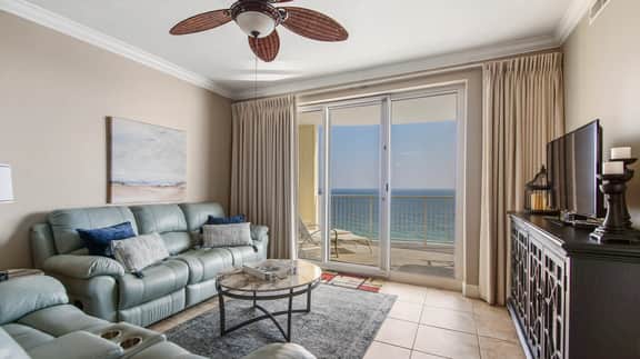 Emerald Isle 1701 - BEACH CHAIRS INCLUDED! Affordable rates!
