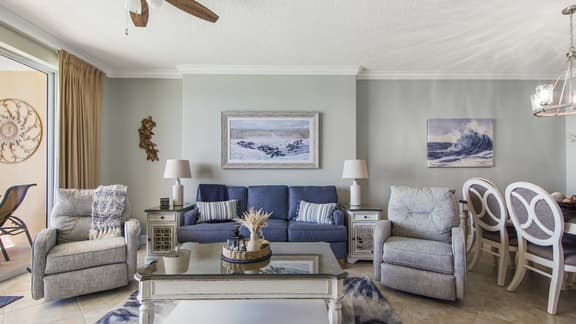 Tropic Winds 1807 - Beachfront condo! Beach chair service included!