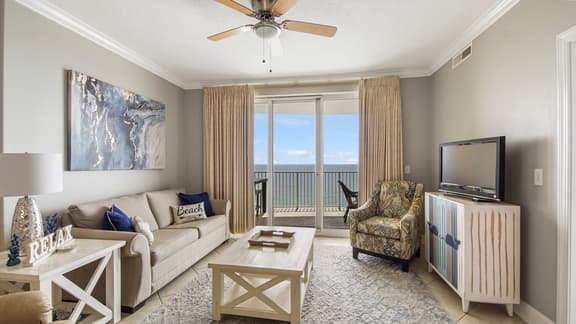 Emerald Isle 2209 -Beachfront condo! Beach chairs included! Assigned parking!